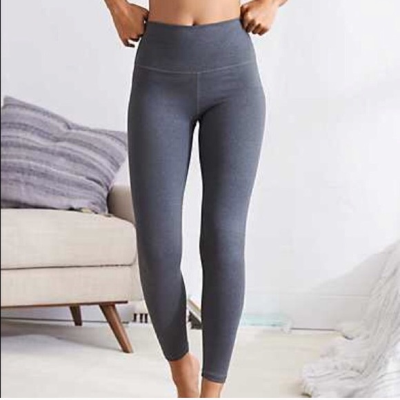Aerie Move High Waisted 7/8 Pocket Gray Leggings - Picture 1 of 5